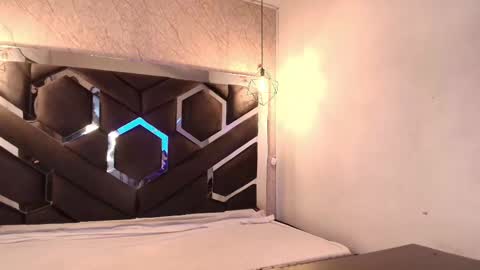 Cataleya online show from 11.21.25