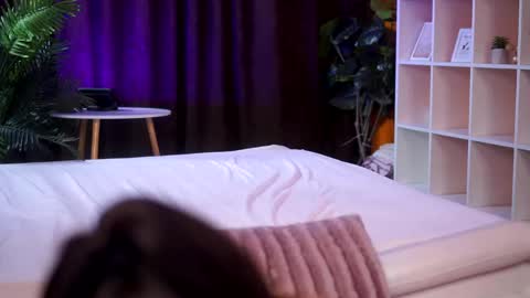 Cataleya online show from 04.15.26