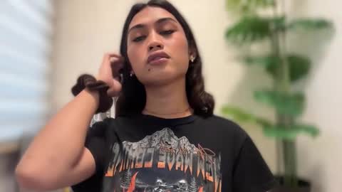 Snapshot of catalina2605 chatting on 11.25.25 catalina2605 online show from 11.25.25