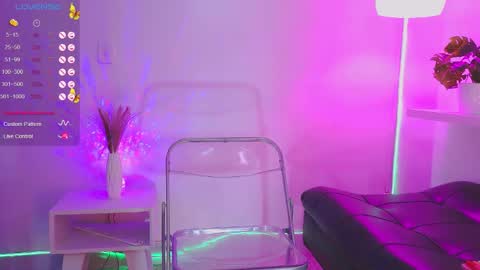 Snapshot of catalina__lovers chatting on 11.06.25 Catalina lovers online show from 11.06.25