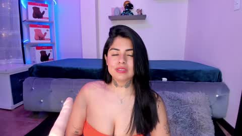 Catalina online show from 02.03.25