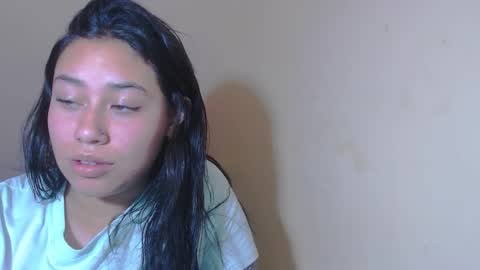 Catalina Saenz online show from 10.02.25