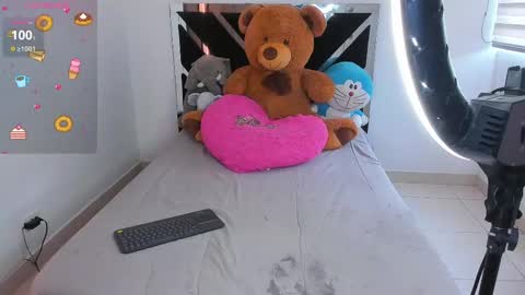 Catalina  online show from 09.24.25