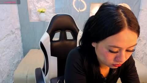 Snapshot of catalina_tx_ chatting on 02.11.26 Online 800 to 1400 online show from 02.11.26