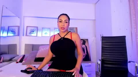 Catalina online show from 02.12.25