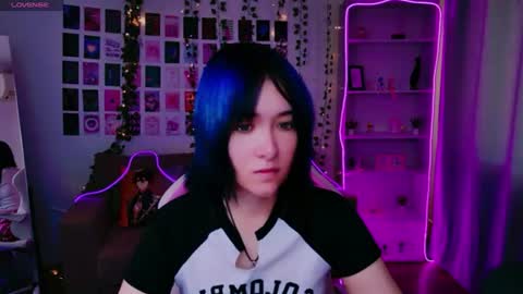 KettieHi My name is Katie I love drawing and I can play the guitar. And  love dancing online show from 07.23.26
