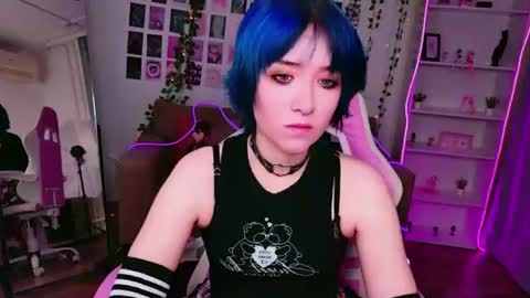 KettieHi My name is Katie I love drawing and I can play the guitar. And  love dancing online show from 08.03.26