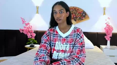 Snapshot of catherineedwards chatting on 11.05.25 Catherine online show from 11.05.25