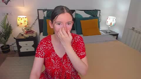 Snapshot of catherinewalls chatting on 12.14.24 Catrin online show from 12.14.24