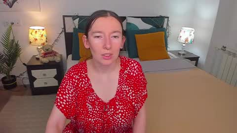 Snapshot of catherinewalls chatting on 12.14.24 Catrin online show from 12.14.24