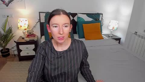 Snapshot of catherinewalls chatting on 12.22.24 Catrin online show from 12.22.24