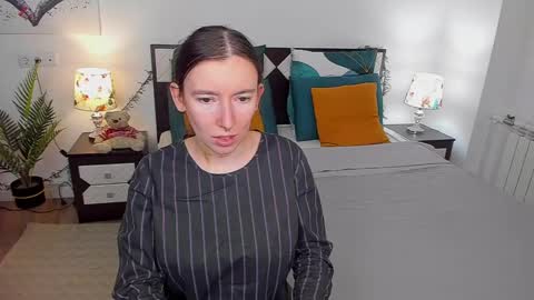 Snapshot of catherinewalls chatting on 12.23.24 Catrin online show from 12.23.24