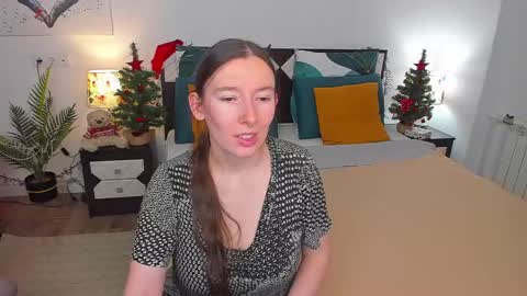 Snapshot of catherinewalls chatting on 12.27.24 Catrin online show from 12.27.24