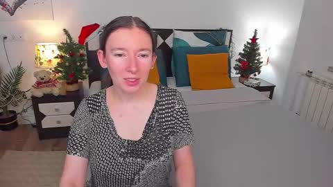 Snapshot of catherinewalls chatting on 01.18.25 Catrin online show from 01.18.25