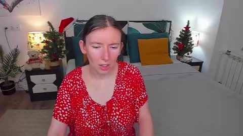 Snapshot of catherinewalls chatting on 01.20.25 Catrin online show from 01.20.25