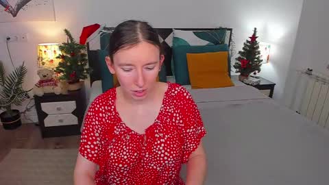 Snapshot of catherinewalls chatting on 01.20.25 Catrin online show from 01.20.25