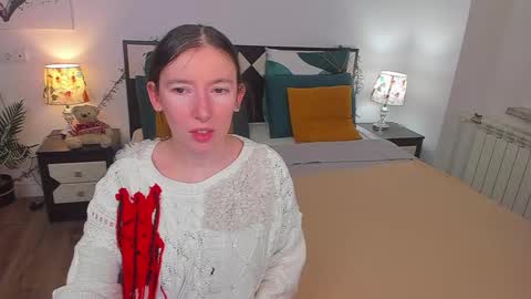 Snapshot of catherinewalls chatting on 02.10.25 Catrin online show from 02.10.25
