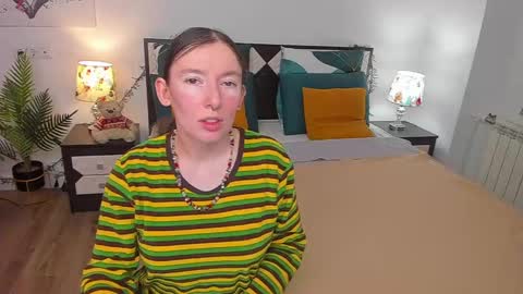 Snapshot of catherinewalls chatting on 02.17.25 Catrin online show from 02.17.25