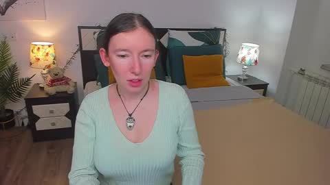 Snapshot of catherinewalls chatting on 02.23.25 Catrin online show from 02.23.25