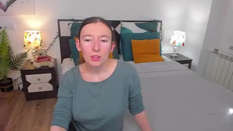 Snapshot of catherinewalls chatting on 02.24.25 Catrin online show from 02.24.25
