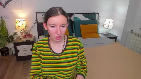 Snapshot of catherinewalls chatting on 02.27.25 Catrin online show from 02.27.25