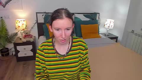 Snapshot of catherinewalls chatting on 02.27.25 Catrin online show from 02.27.25