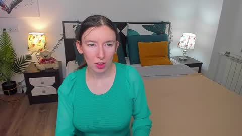 Snapshot of catherinewalls chatting on 03.02.25 Catrin online show from 03.02.25