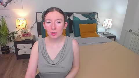 Snapshot of catherinewalls chatting on 03.03.25 Catrin online show from 03.03.25