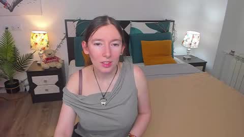 Snapshot of catherinewalls chatting on 03.06.25 Catrin online show from 03.06.25
