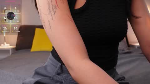 Lee online show from 11.24.25