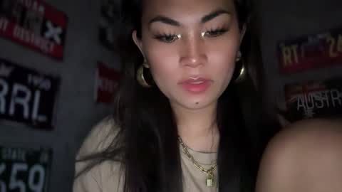 Snapshot of cathy_sanches chatting on 12.15.24 cathy online show from 12.15.24