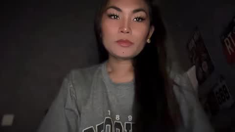 Snapshot of cathy_sanches chatting on 03.12.25 cathy online show from 03.12.25