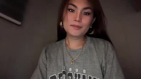 Snapshot of cathy_sanches chatting on 09.30.25 cathy online show from 09.30.25