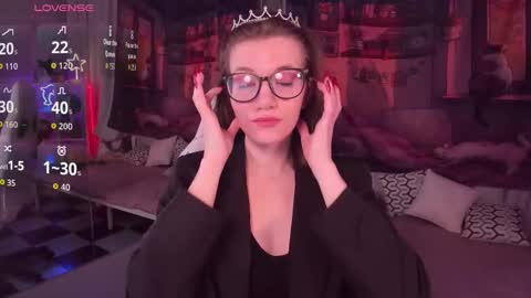 Snapshot of cathybarnes chatting on 01.12.26 cathybarnes online show from 01.12.26