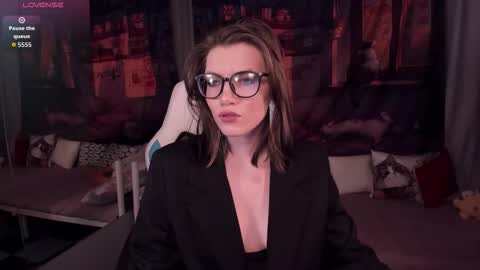 Snapshot of cathybarnes chatting on 02.17.26 cathybarnes online show from 02.17.26