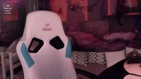 Snapshot of cathybarnes chatting on 02.19.26 cathybarnes online show from 02.19.26