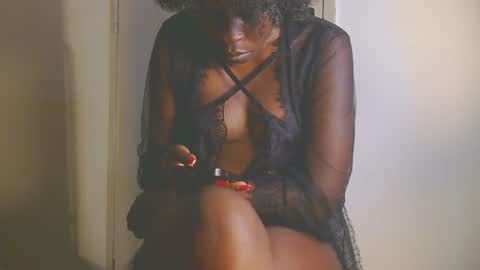 catrine online show from 10.18.25