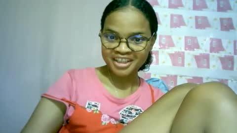 Snapshot of cathyxlisa chatting on 11.05.25 CathyXLisa online show from 11.05.25