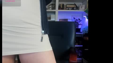 some call me djcatnips some call me CC but i love it when you call me miss catnips  online show from 01.25.25