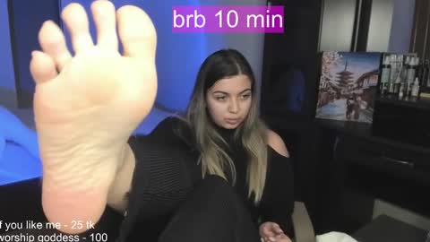 Catrina or just Cat online show from 12.28.24