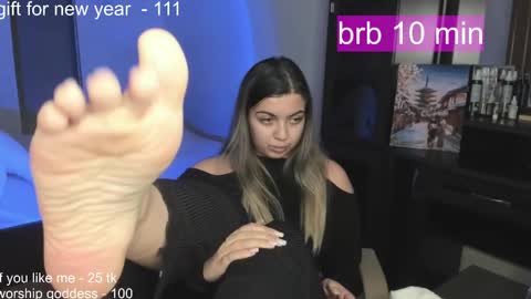 Catrina or just Cat online show from 12.29.24