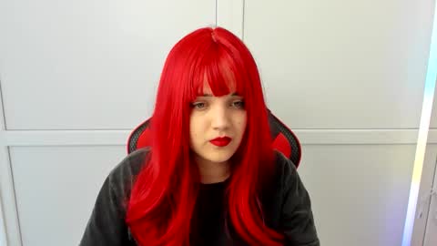 Catrine online show from 04.04.26