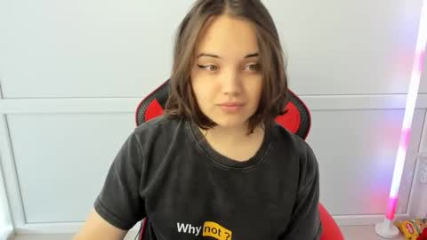 Catrine online show from 04.05.26