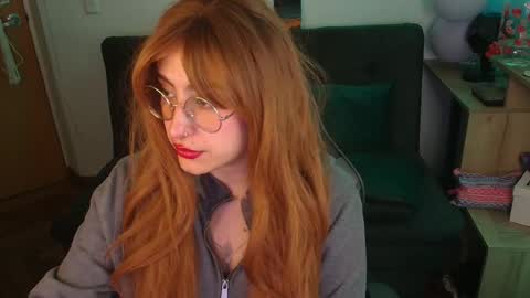 Snapshot of catsito chatting on 11.20.25 im MIA -Independent Model MY OF is catsito3 online show from 11.20.25