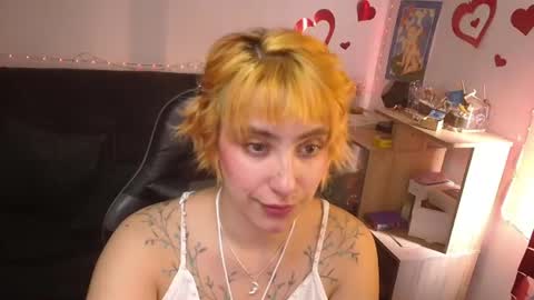 Snapshot of catsito chatting on 06.13.26 im MIA -Independent Model MY OF is catsito3 online show from 06.13.26