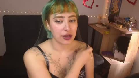 Snapshot of catsito chatting on 07.11.26 im MIA -Independent Model MY OF is catsito3 online show from 07.11.26