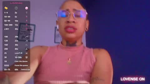 Snapshot of cattaleeyaa chatting on 12.24.24 CATALEYA online show from 12.24.24