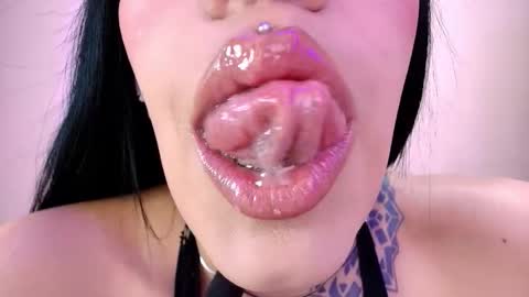 Snapshot of catte_jensen chatting on 03.01.26 Cattleya online show from 03.01.26