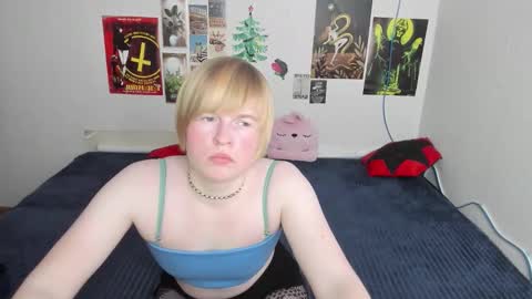 cattie_w_ online show from 02.10.26