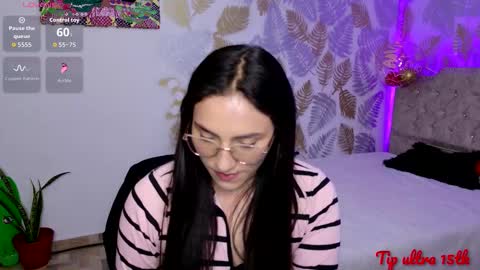 Snapshot of cattleyaangel chatting on 11.20.25 Cattleya online show from 11.20.25